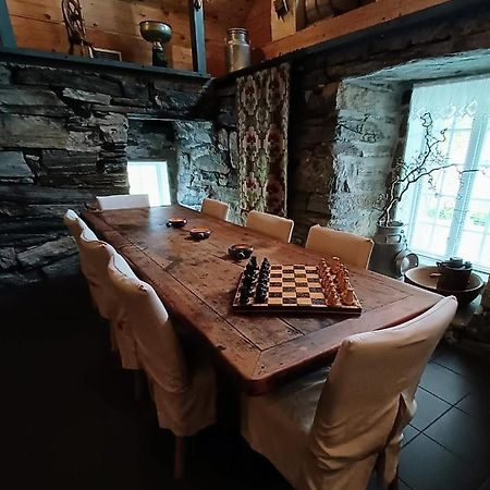 Orheimstunet - Gardsferie For Storfamilien Der Ogsa Hunden Er Velkommen Starheim エクステリア 写真