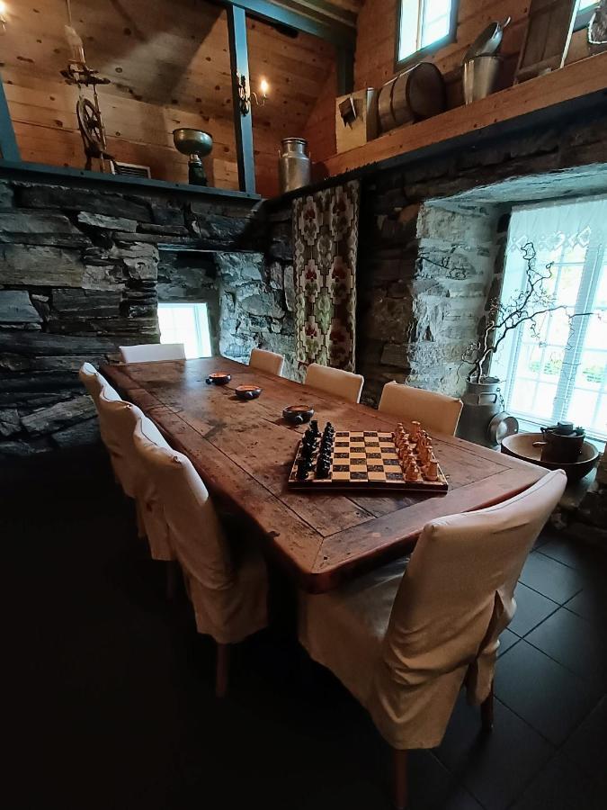 Orheimstunet - Gardsferie For Storfamilien Der Ogsa Hunden Er Velkommen Starheim エクステリア 写真